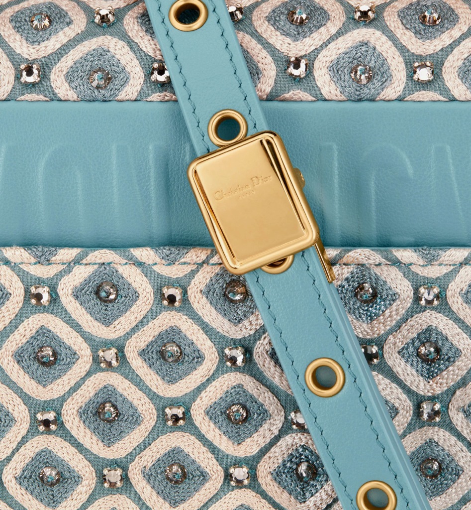 SKU00261-6973.jpg