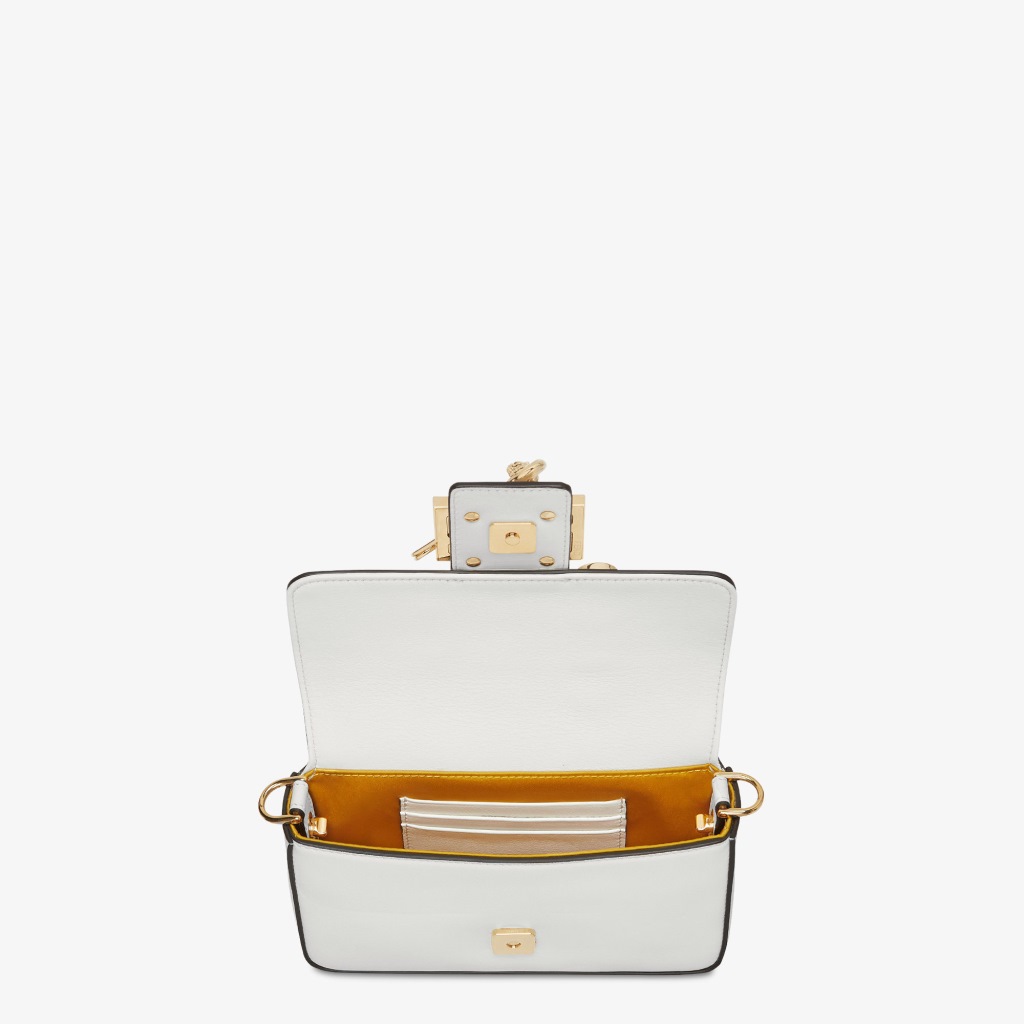 SKU01622-8963.jpg