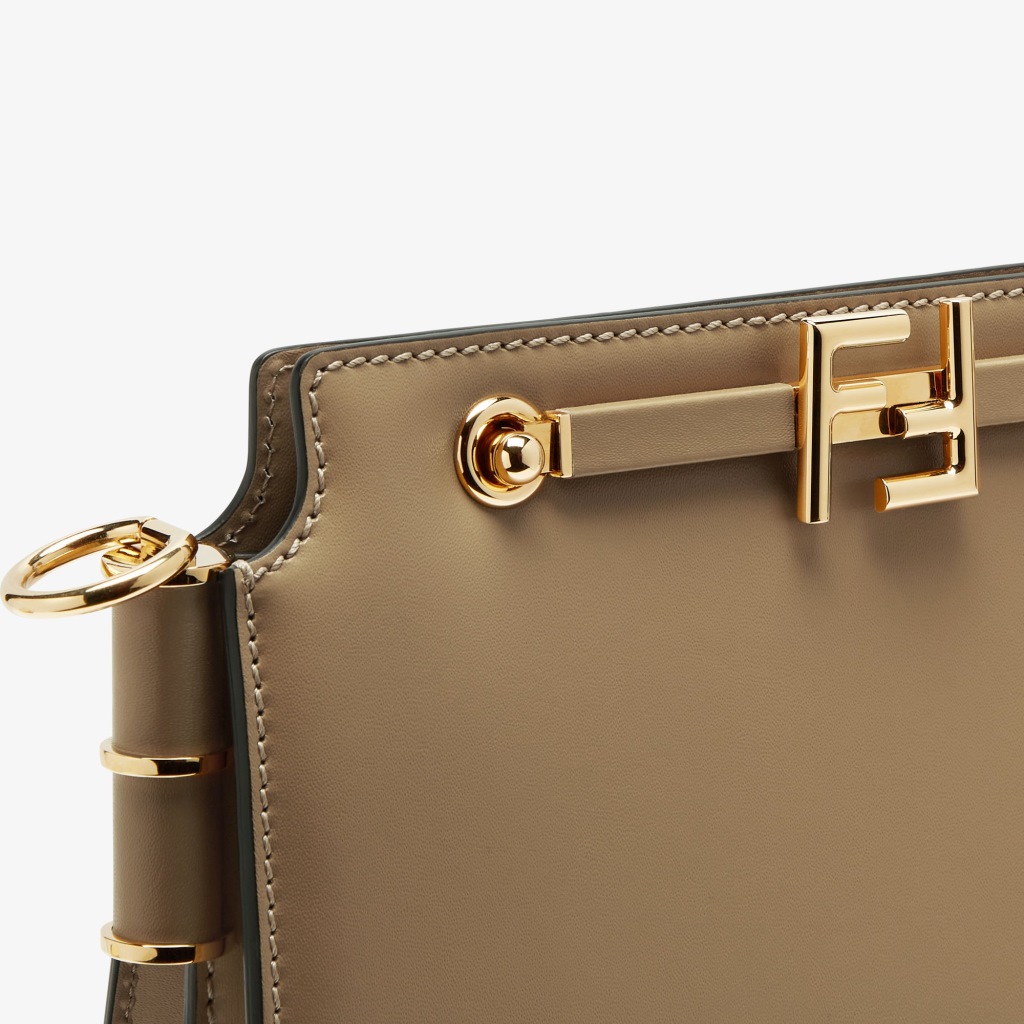 SKU01670-9919.jpg