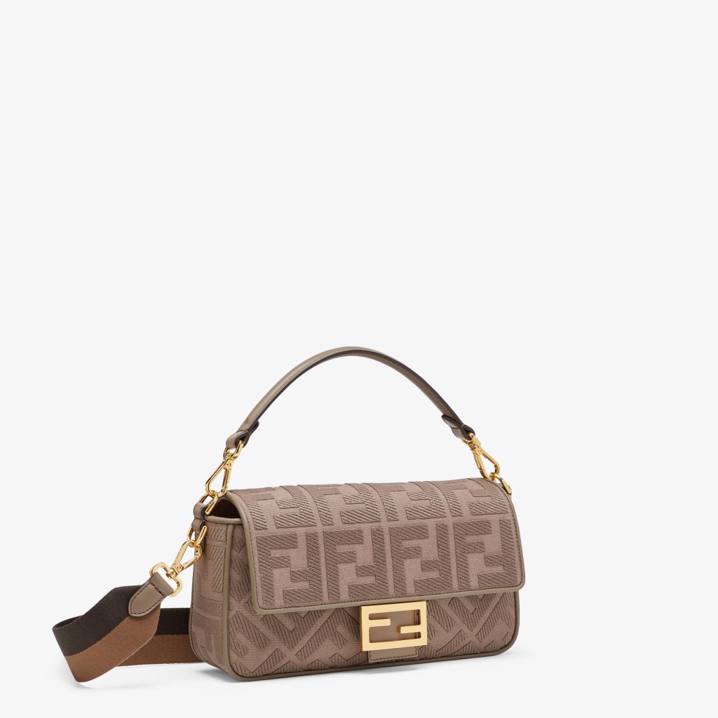 SKU01674-9972.jpg
