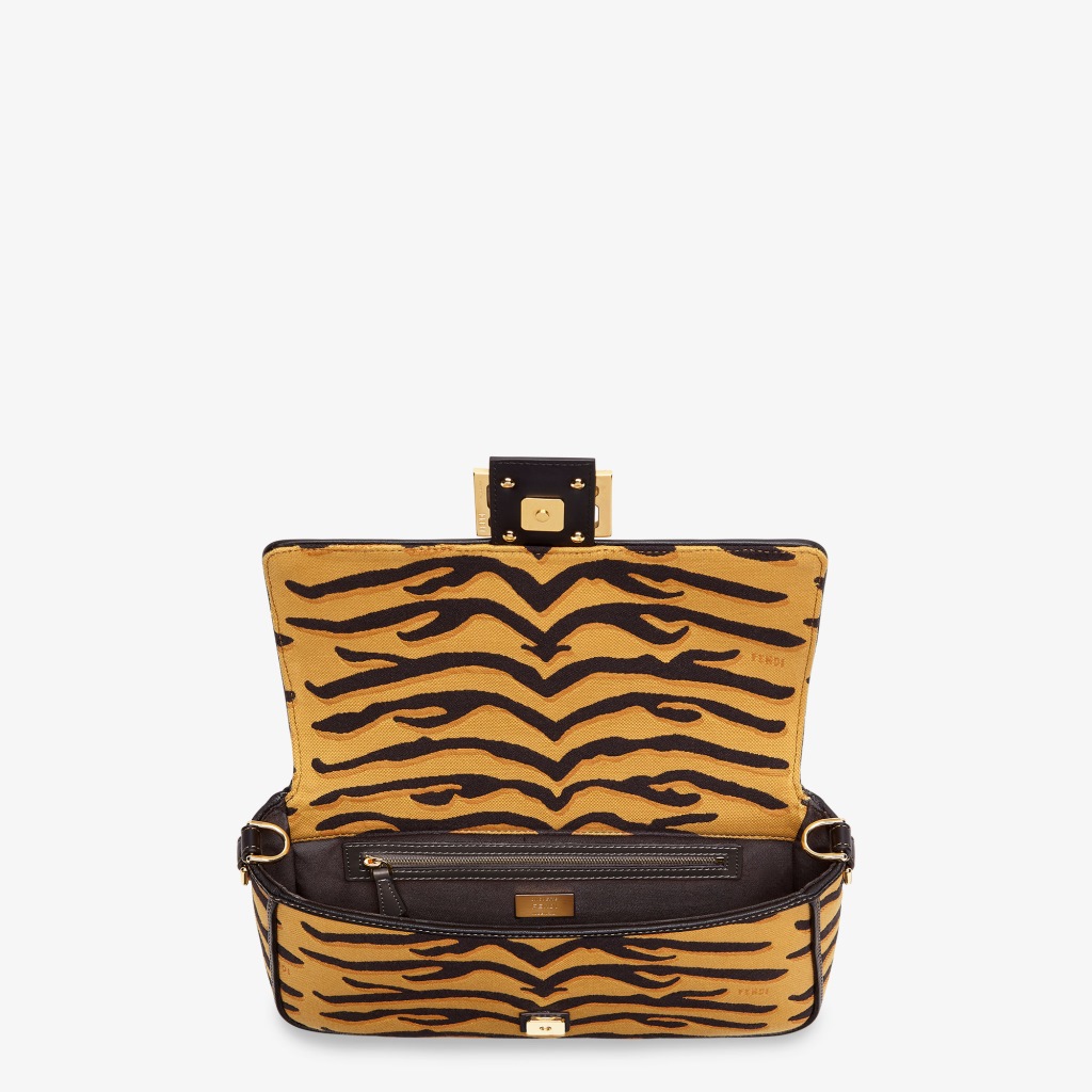 SKU01725-10966.jpg