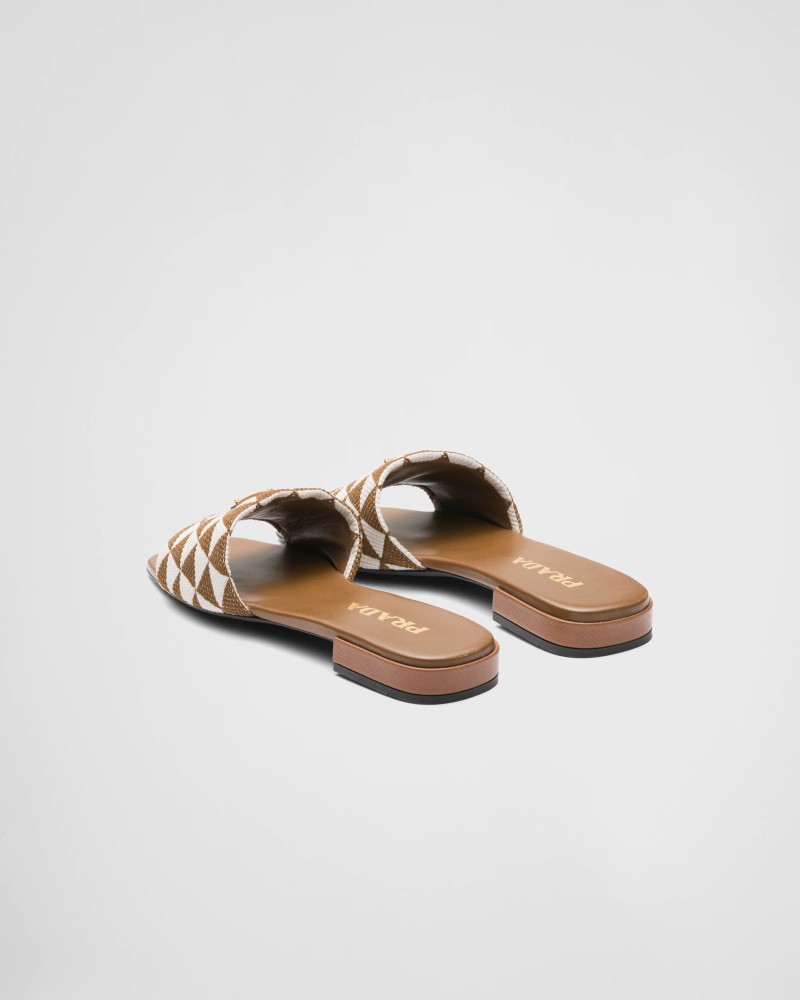 SKU03658-1351.jpg