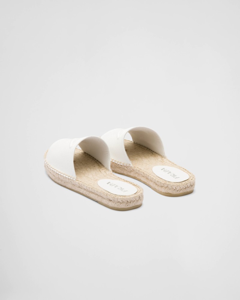SKU03694-1553.jpg