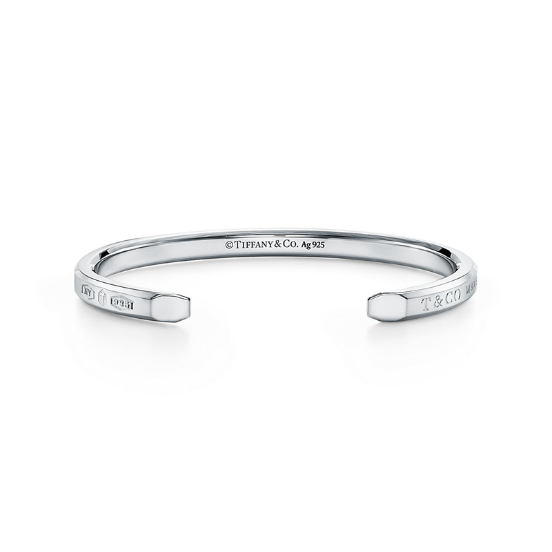 gqdfg3ir12g-12810.jpg