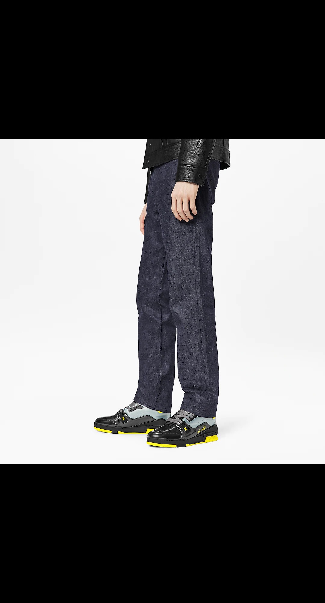 louis-vuitton-lv-trainer-运动鞋-鞋履系列-BM9U1PAG02_PM1_Ambiance-view.jpg