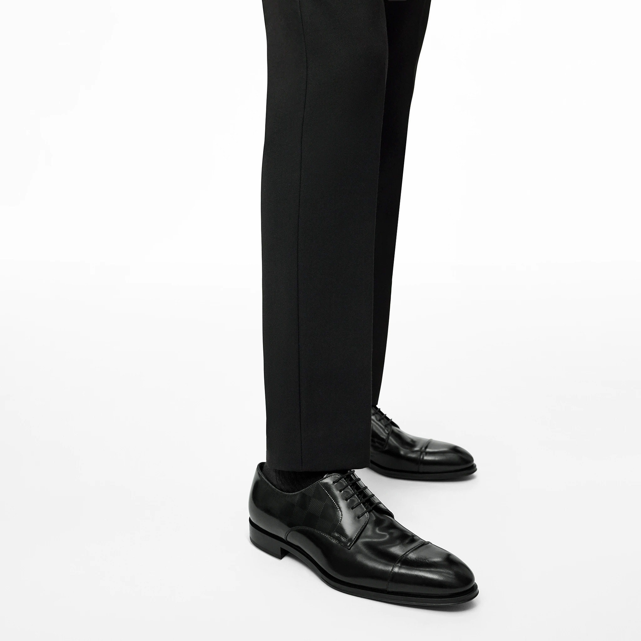 louis-vuitton-minister-系带鞋-鞋履系列-BIOA1XGZGR_PM1_Worn-view.jpg