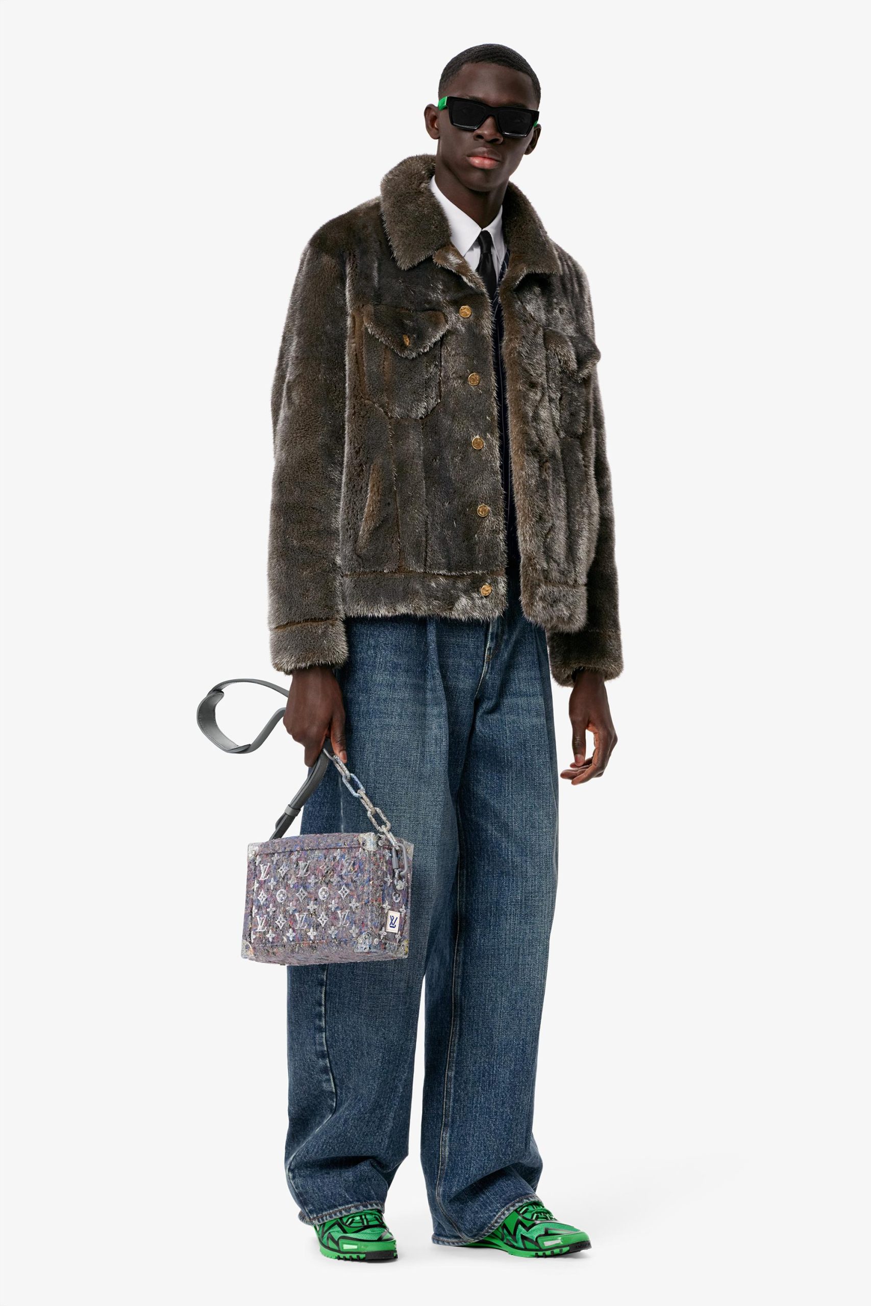 路易威登-Men_Show_FW21_LOOK27_VISUAL4-scaled-1.jpg