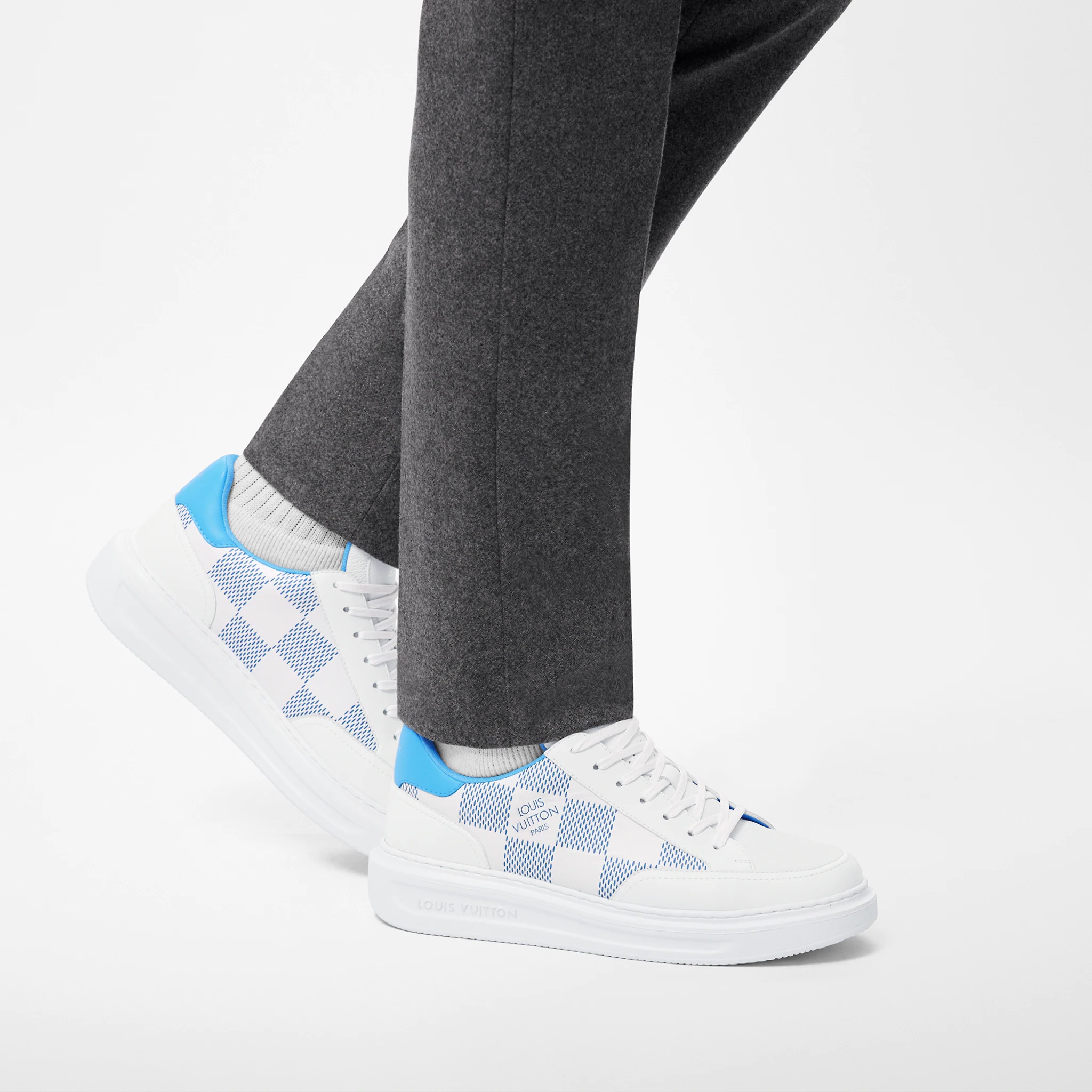 路易威登-beverly-hills-运动鞋-鞋履系列-BNDU1PGC01_PM1_Worn-view.jpg