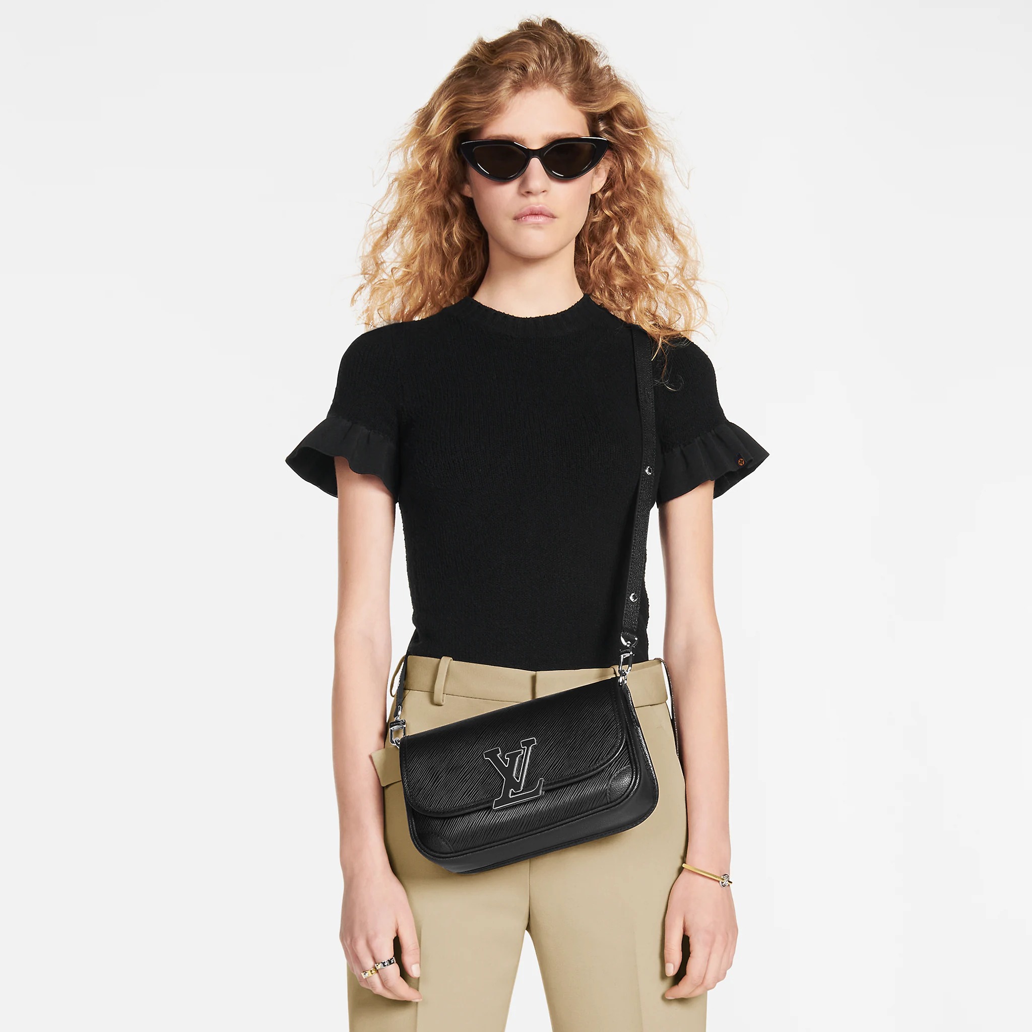 路易威登-buci-手袋-epi-时尚手袋-M59386_PM1_Worn-view.jpg