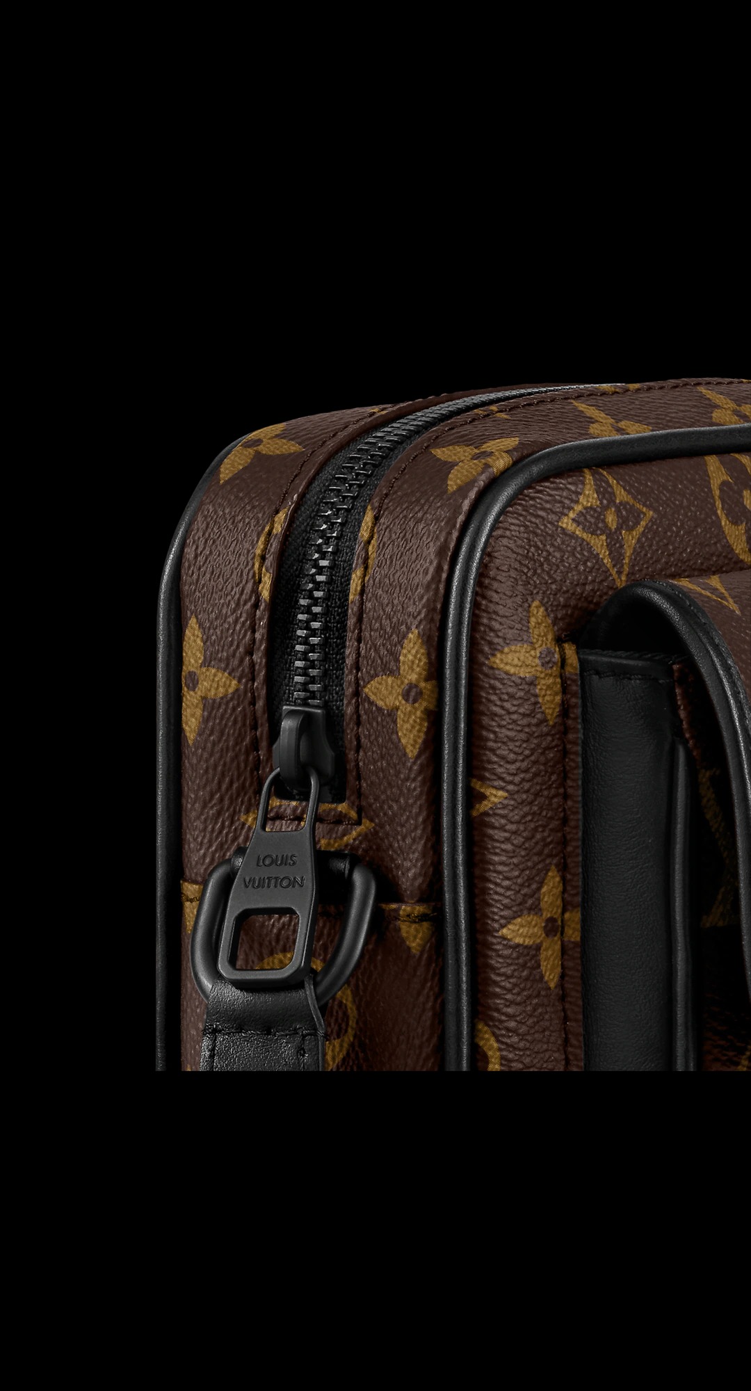 路易威登-christopher-迷你手袋-monogram-macassar-小型皮具-M69404_PM1_Closeup-view.jpg