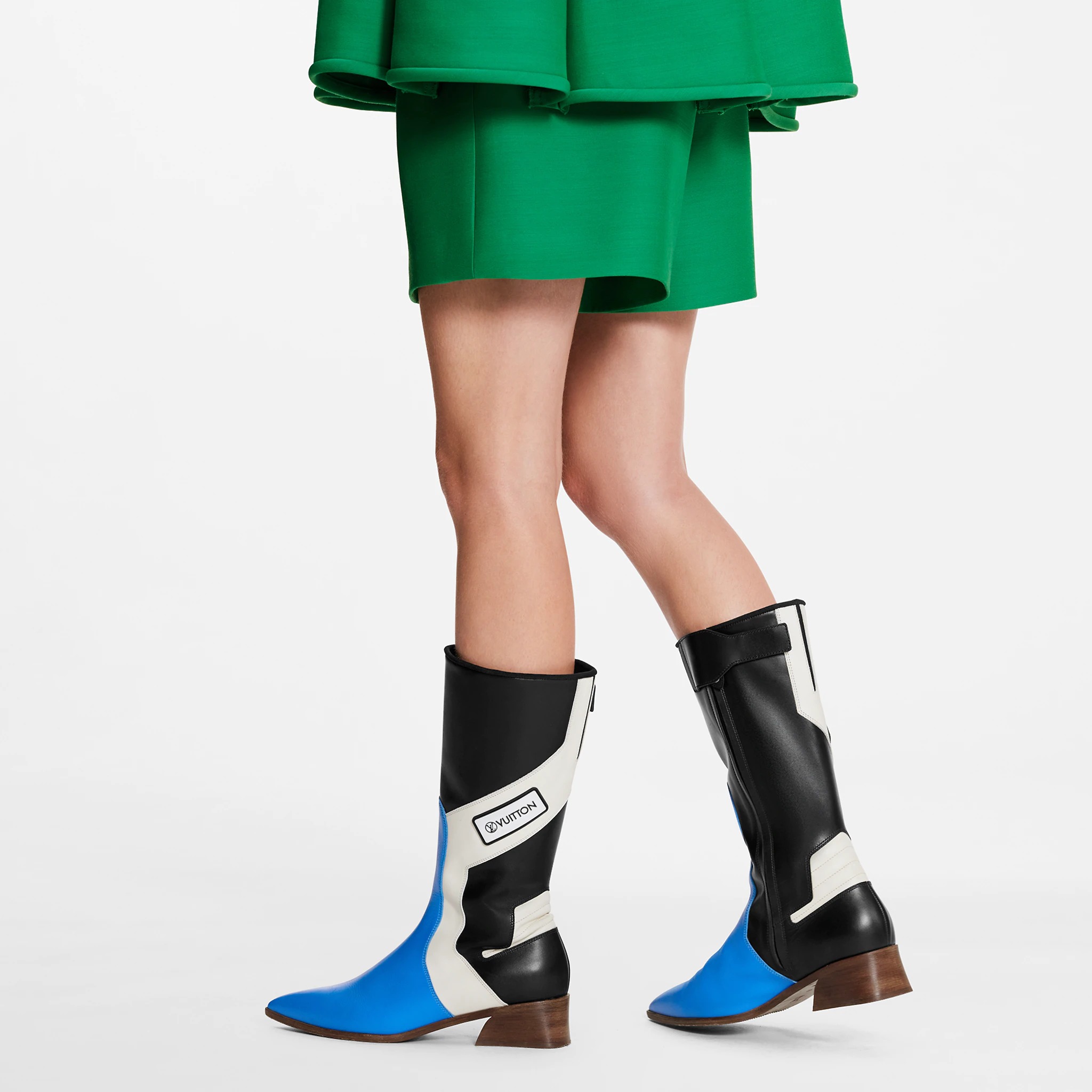 路易威登-flags-高筒靴-鞋履系列-AM8R1CPC20_PM1_Worn-view.jpg