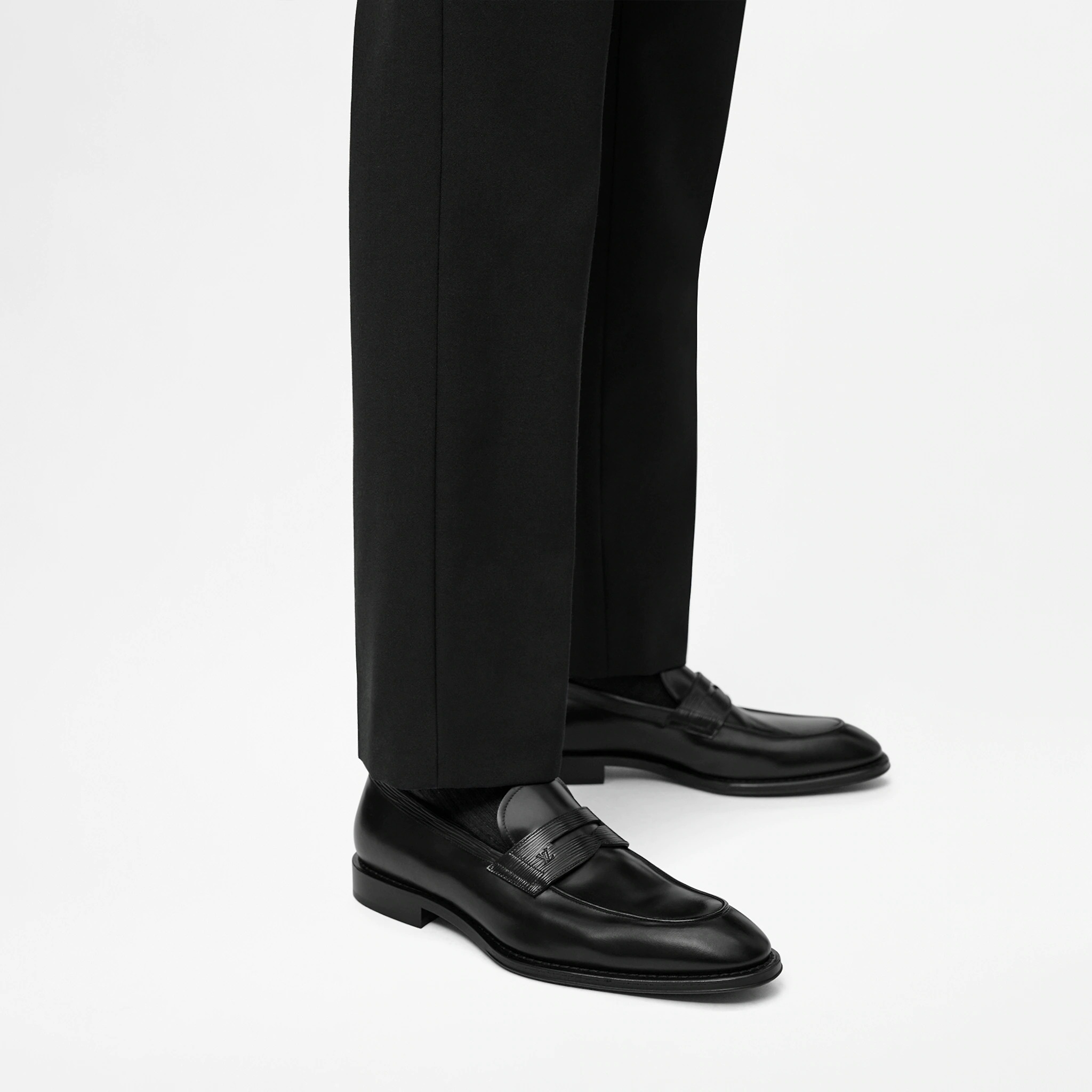 路易威登-kensington-乐福鞋-鞋履系列-BLKA2XEC02_PM1_Worn-view.jpg