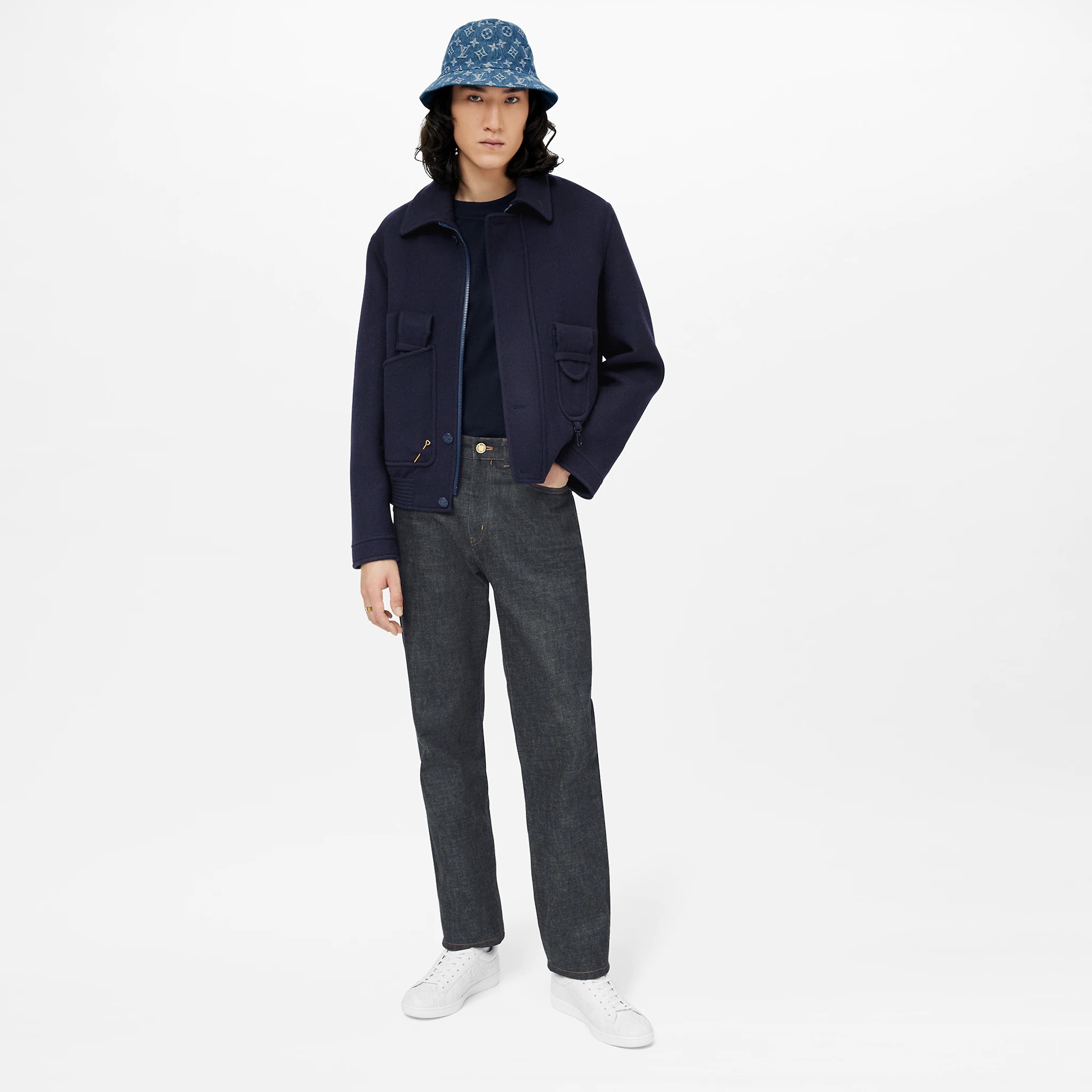 路易威登-luxembourg-运动鞋-鞋履系列-BKGU1PLV01_PM1_Worn-view.jpg