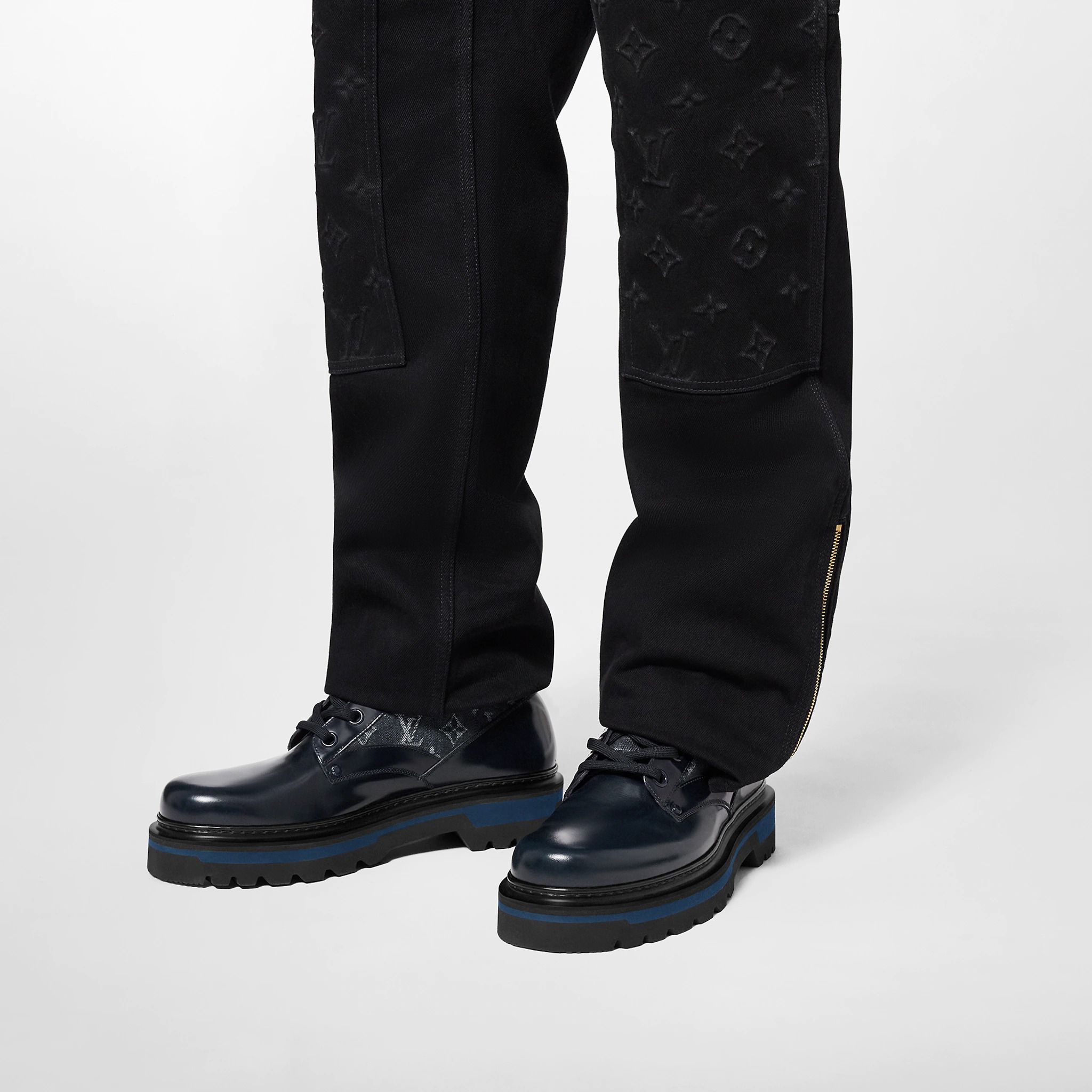 路易威登-lv-ranger-及踝靴-鞋履系列-BMHQ1PDN22_PM1_Worn-view.jpg