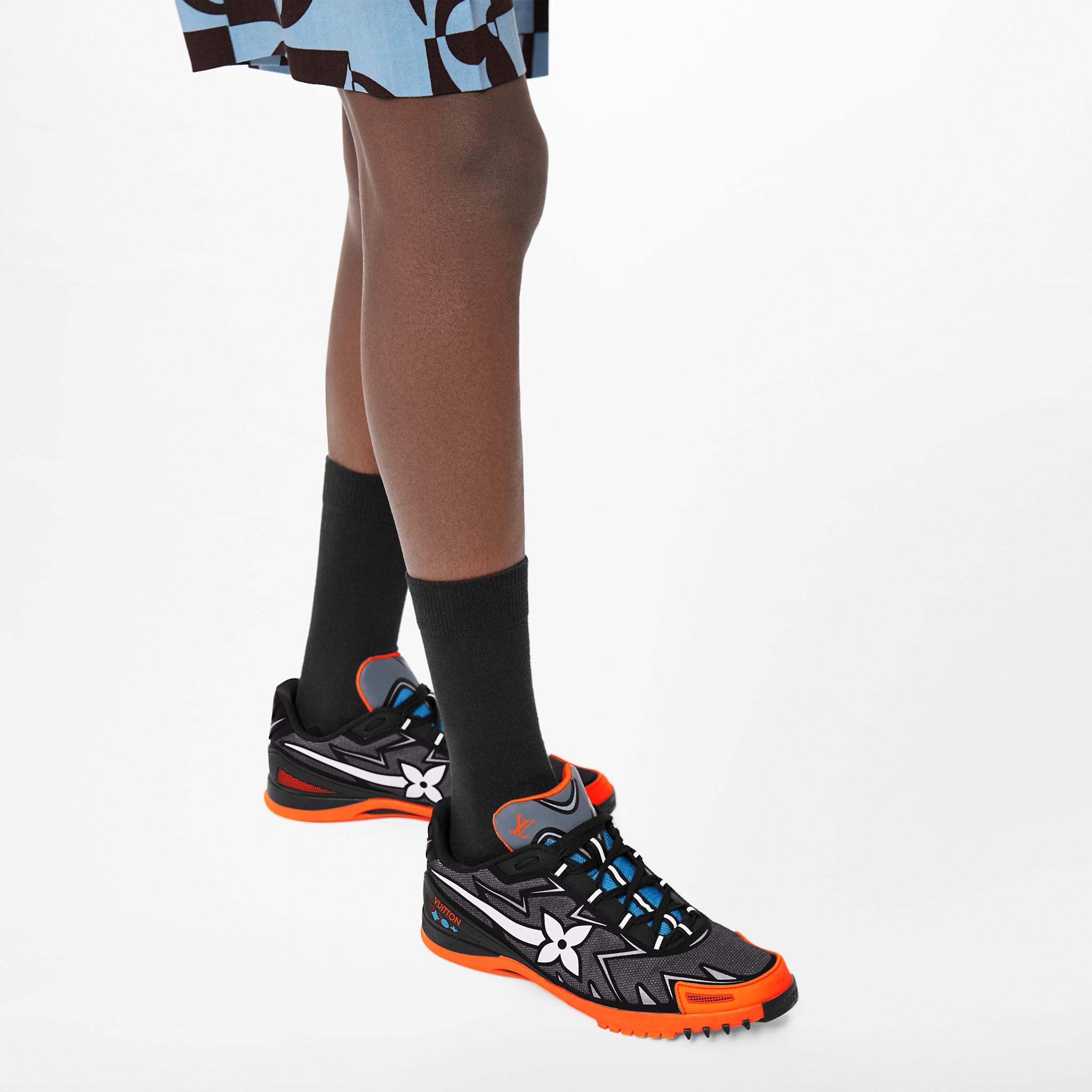 路易威登-lv-sprint-运动鞋-鞋履系列-BM9U3PMI02_PM1_Worn-view.jpg