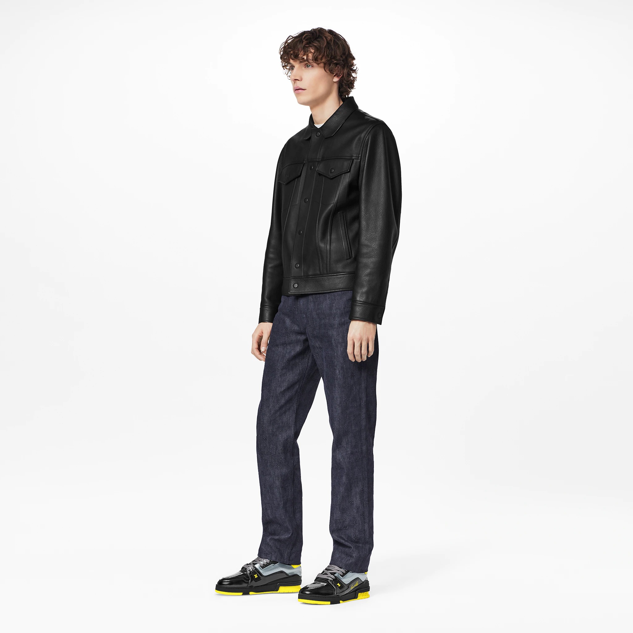 路易威登-lv-trainer-运动鞋-鞋履系列-BM9U1PAG02_PM1_Worn-view.jpg