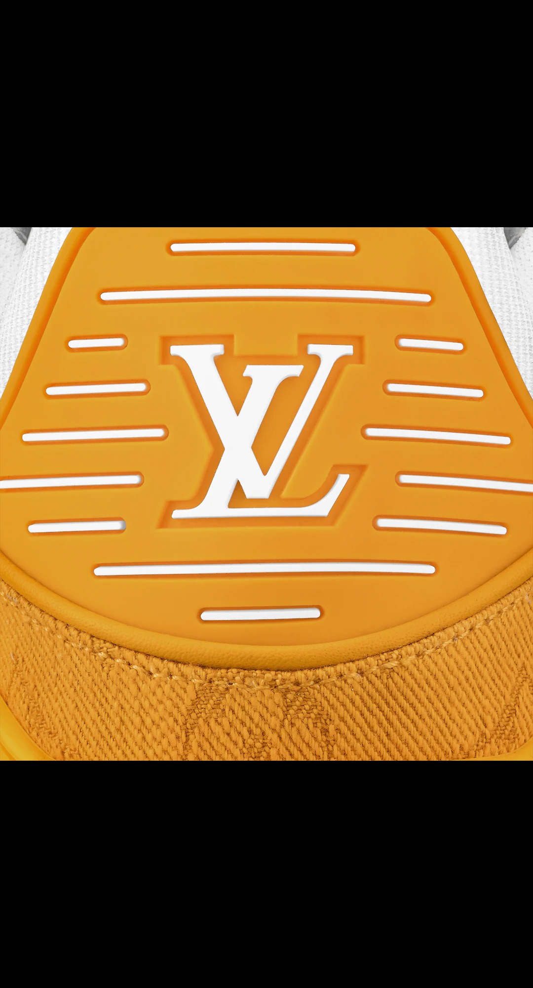 路易威登-lv-trainer-运动鞋-鞋履系列-BM9U5PMI52_PM1_Detail-view.jpg