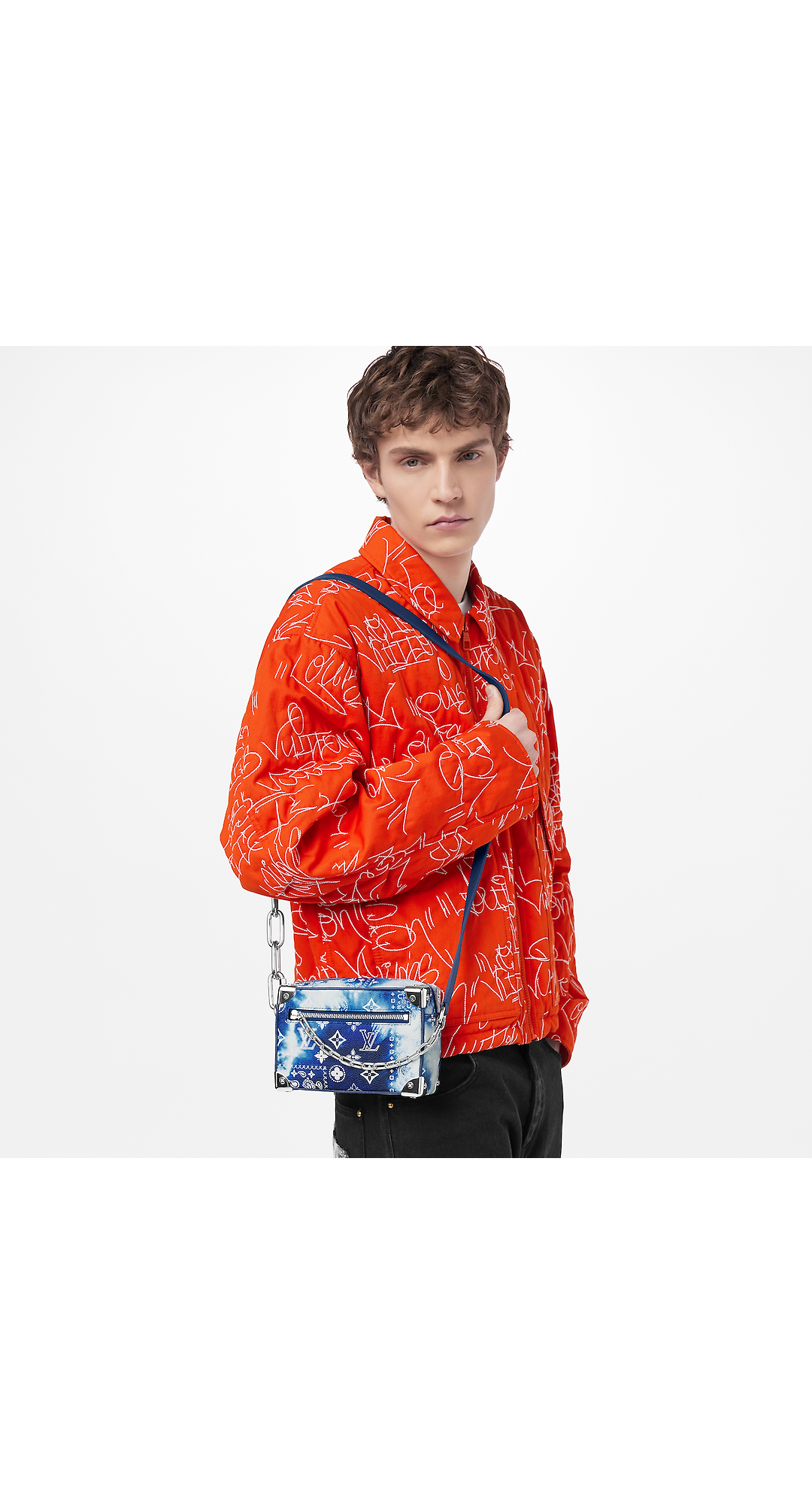 路易威登-mini-soft-trunk-手袋-other-leathers-时尚包袋-M20557_PM1_Cropped-worn-view-1.png