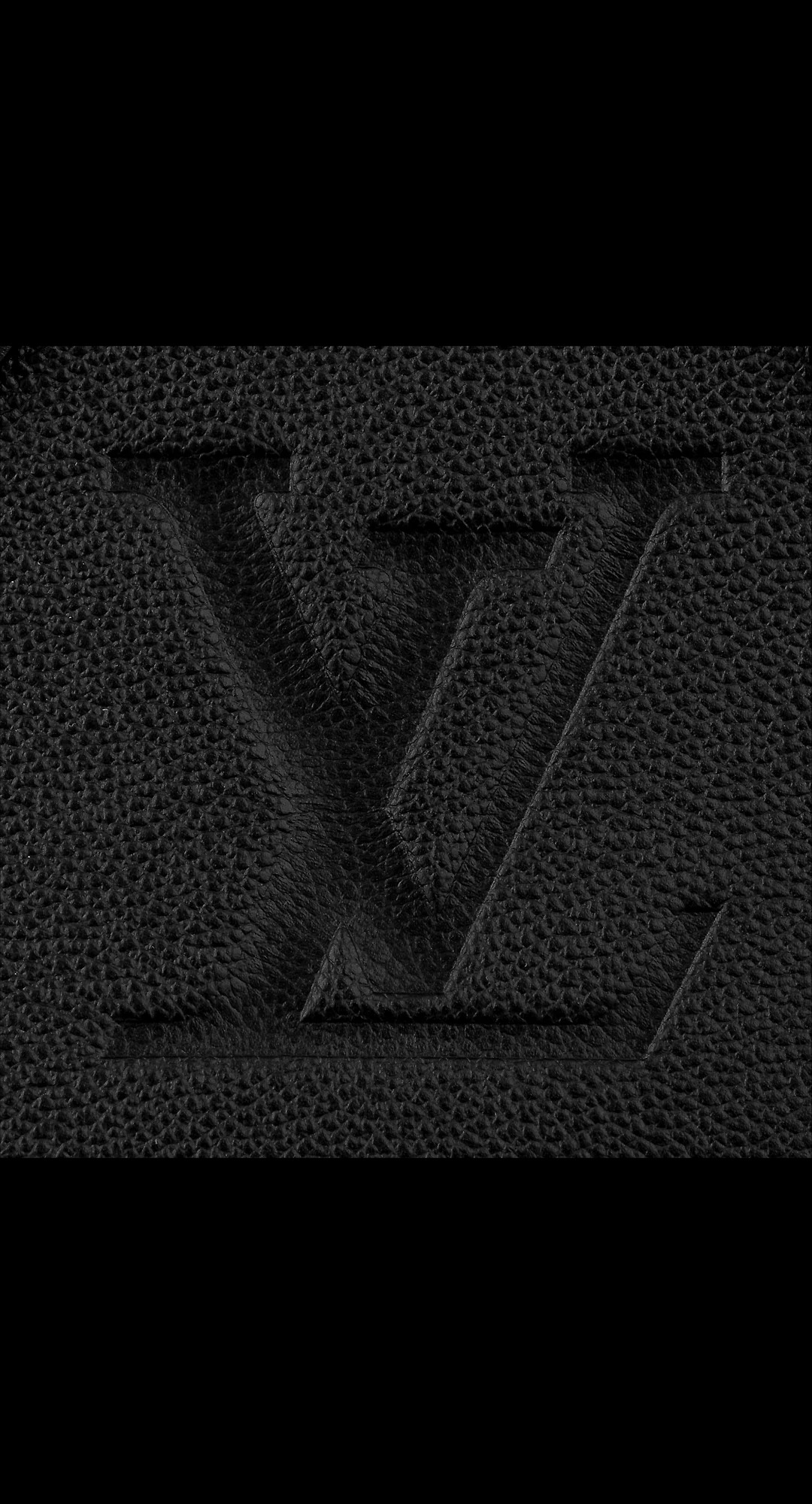 路易威登-onthego-小号手袋-monogram-empreinte-时尚手袋-M45653_PM1_Detail-view-1.jpg