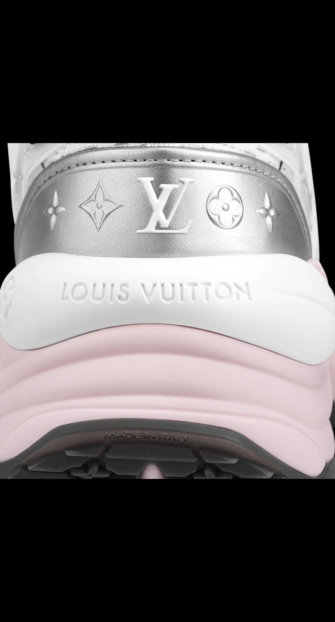 路易威登-run-55-运动鞋-鞋履系列-AM4U8AMIRC_PM1_Detail-view.jpg