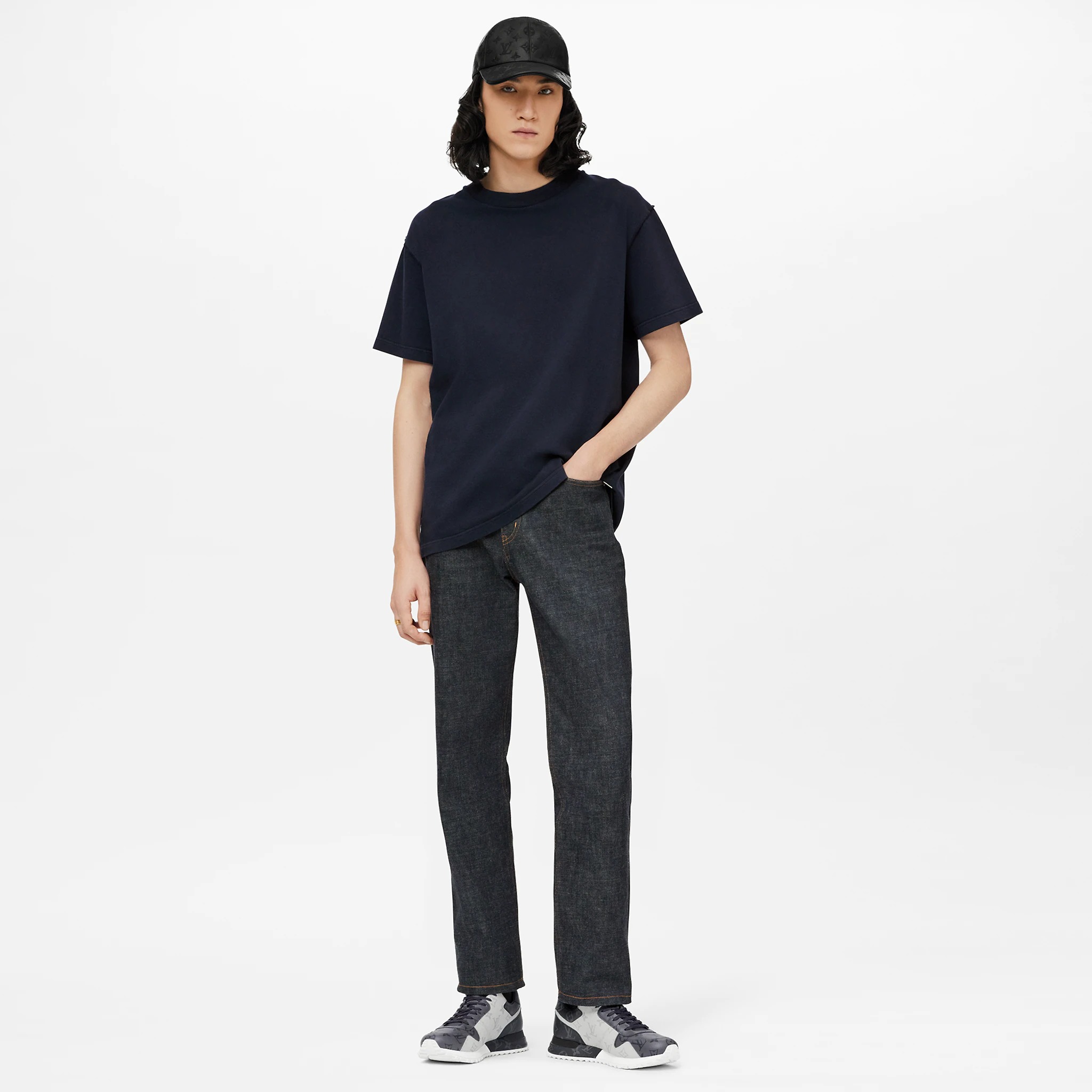 路易威登-run-away-运动鞋-鞋履系列-BL9U1PMOEC_PM1_Worn-view.jpg