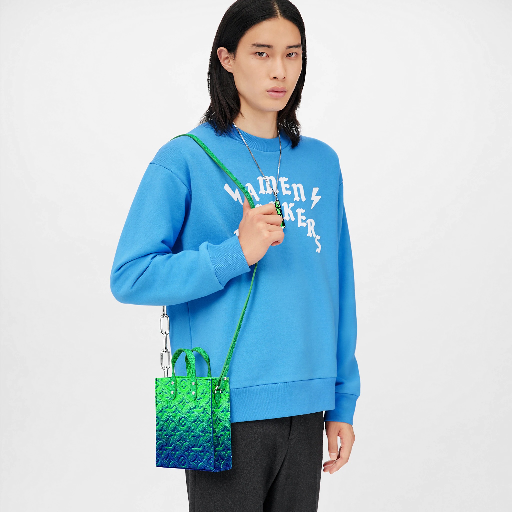 路易威登-sac-plat-xs-手袋-other-leathers-时尚包袋-M81221_PM1_Worn-view.jpg