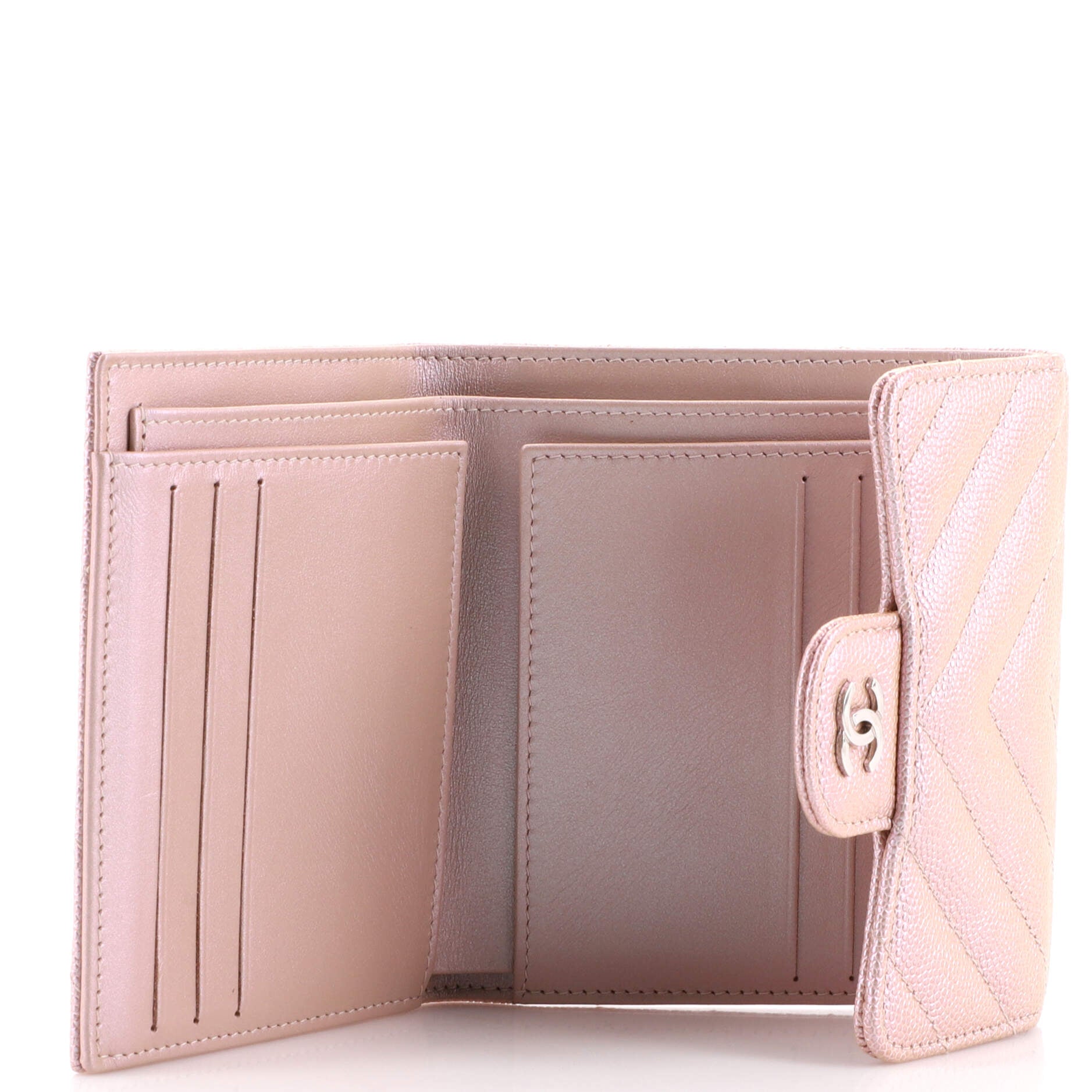 199035-1_20Chanel_20CC_20Compact_20Classic_20Flap_20Wallet_20Chevron_20Caviar_2D_0006