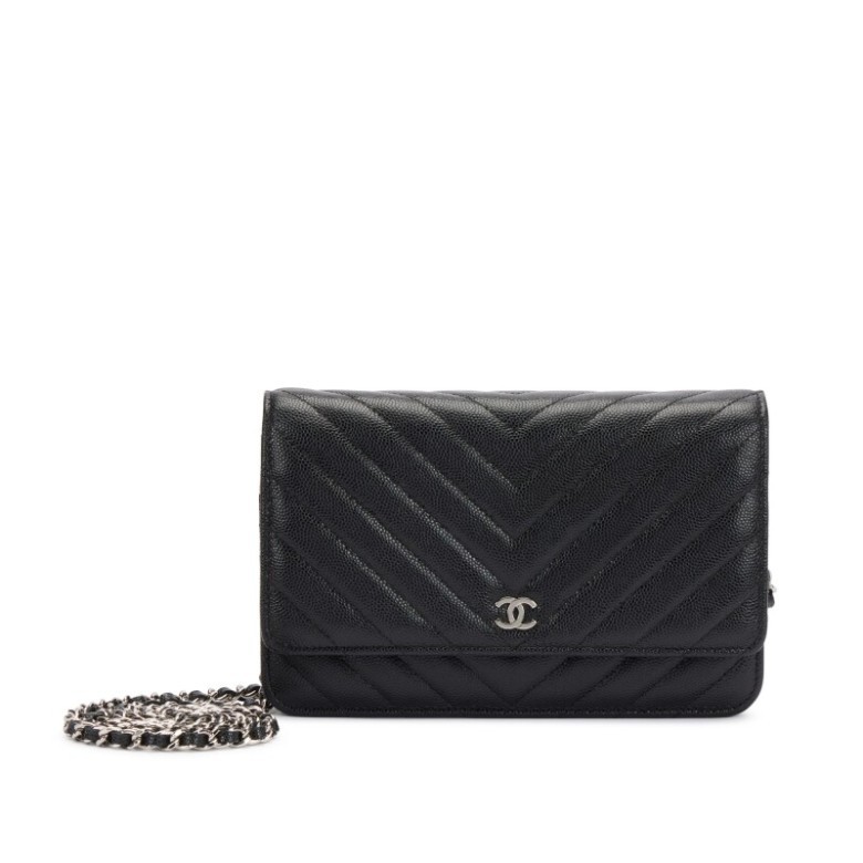 Black Caviar Chevron Wallet On Chain Silver Hardwar