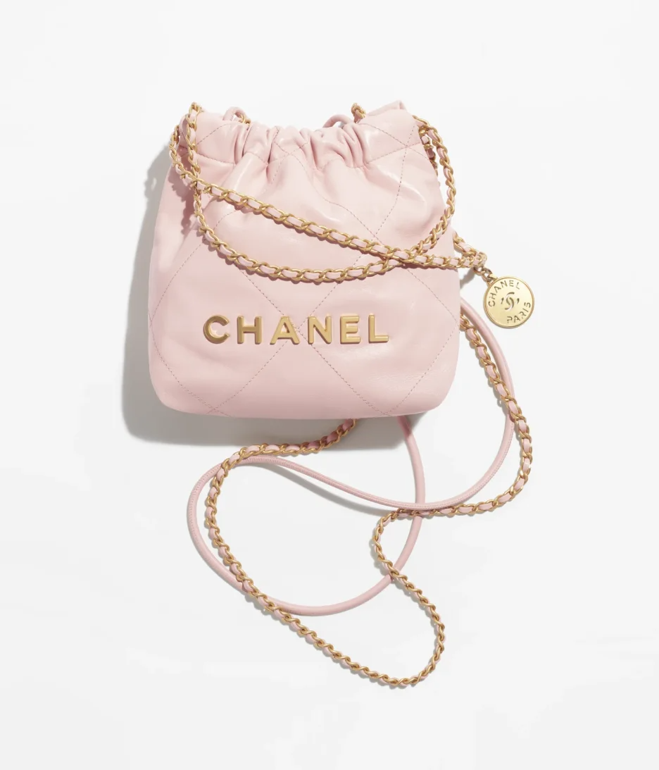 CHANEL 22 MINI HANDBAG Shiny Calfskin & Gold-Tone_y