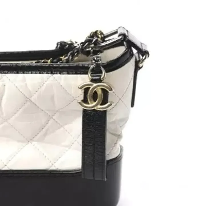 CHANEL Aged Calfskin Quilted Small Gabrielle Hobo B (2)