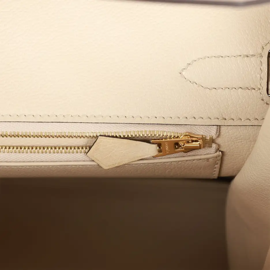 Hermès Birkin 30 Parchemin Ostrich Gold Hardware (8)