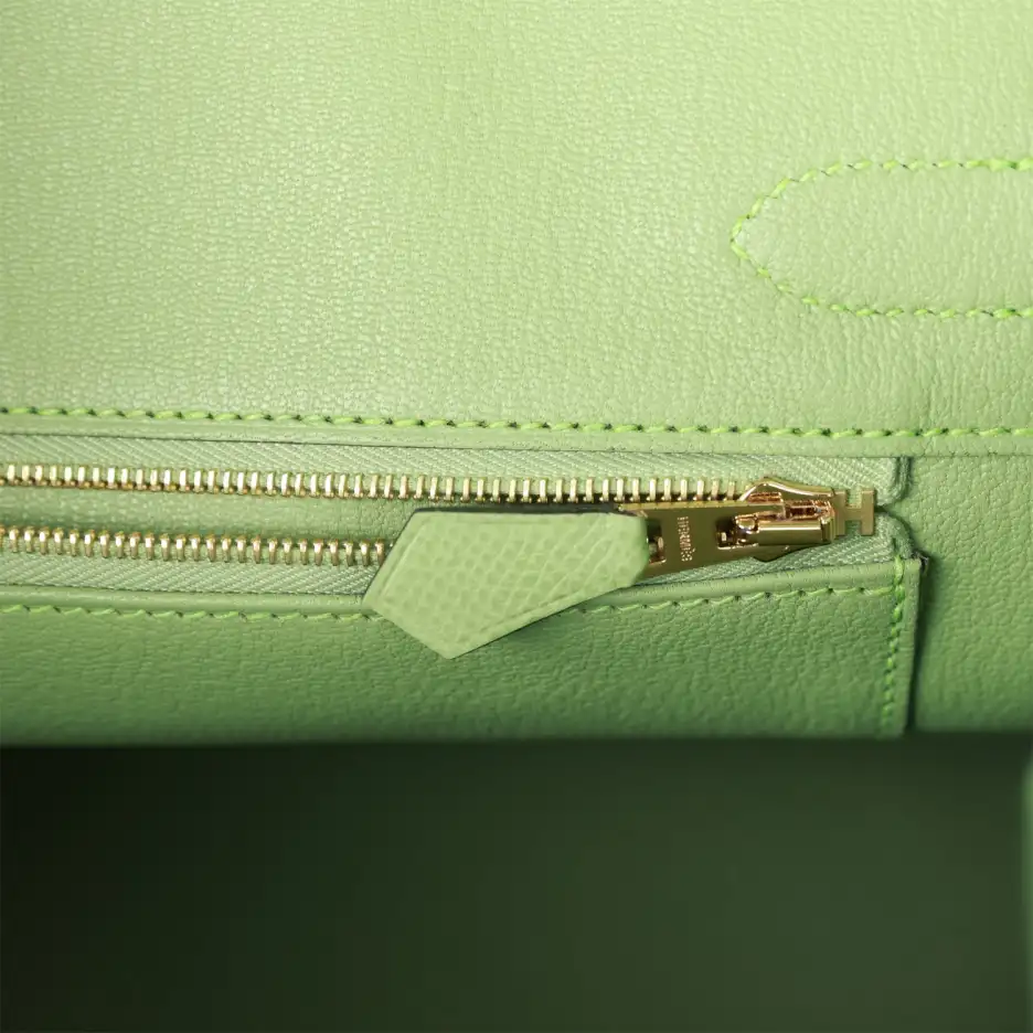 Hermès Birkin 30 Vert Criquet Epsom Gold Hardware (8)