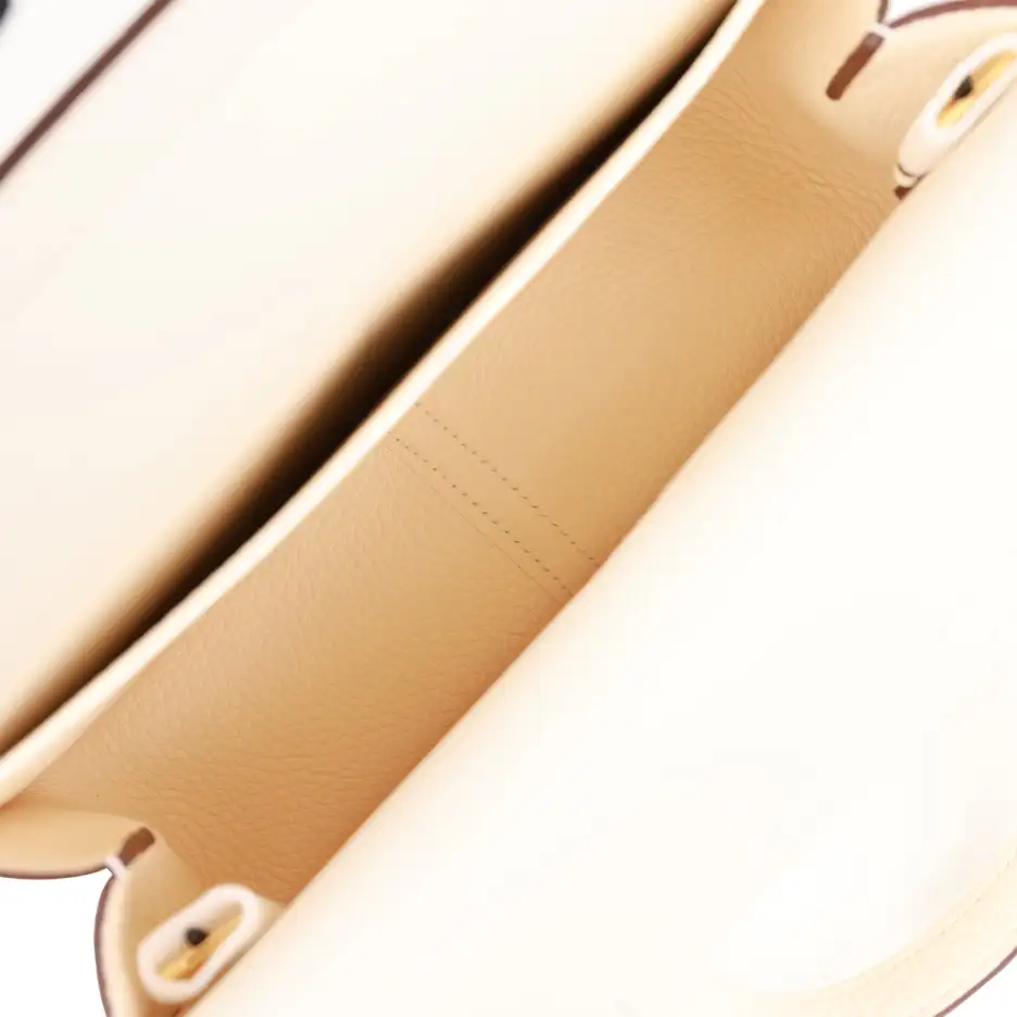 Hermès Halzan 25 Nata Clemence Gold Hardware (7)