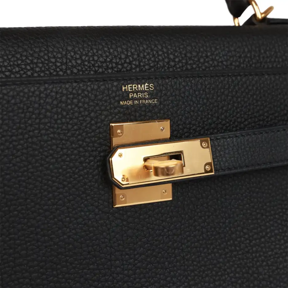 Hermès Kelly Retourne 32 Black Togo Gold Hardware (6)